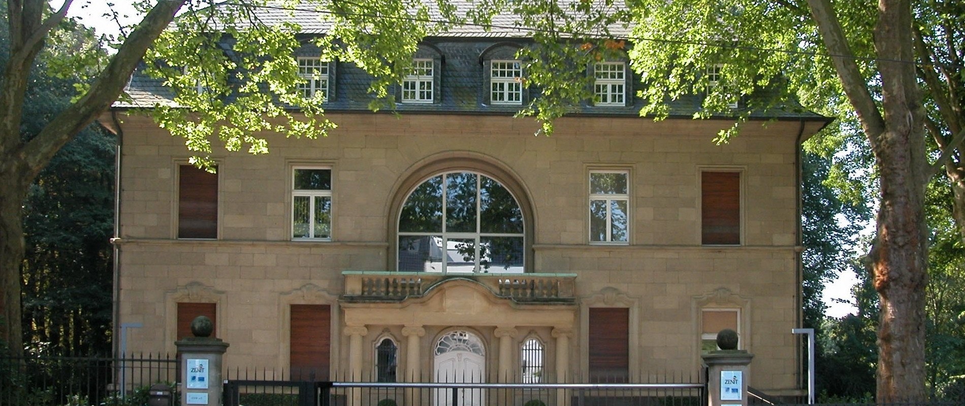 zenit-haus-urge-banner.jpg